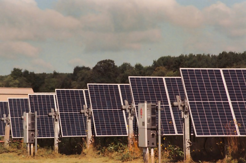 Large-Scale Solar Power System Installation Large-Scale Solar Power System Installation
